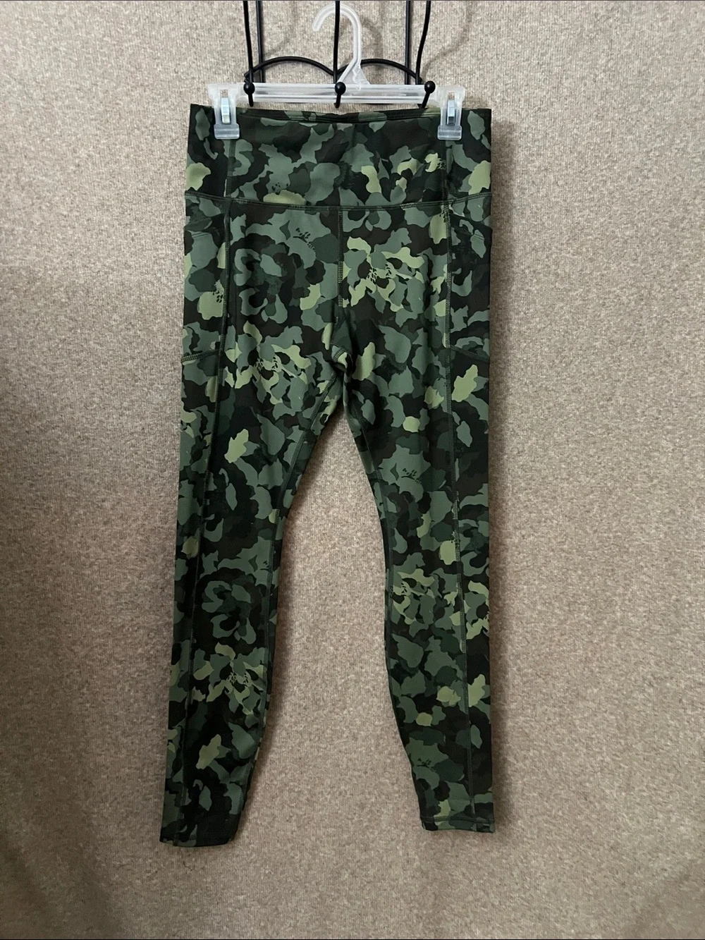 Kids Camo Performance Leggings - Green